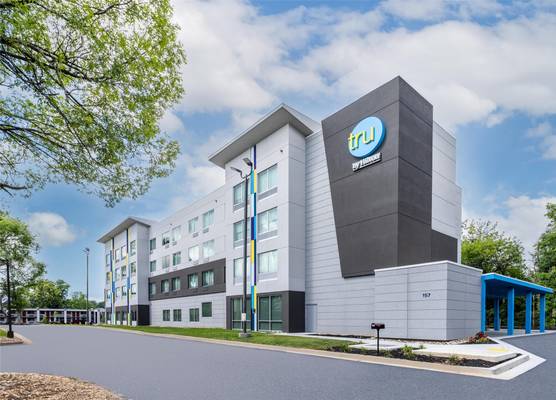 Tru By Hilton Commerce 1