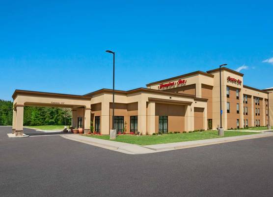 Hampton Inn Magnolia 1