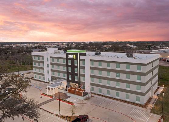 Home2 Suites By Hilton Lake Jackson 1