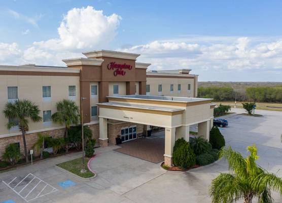 Hampton Inn Alice 1