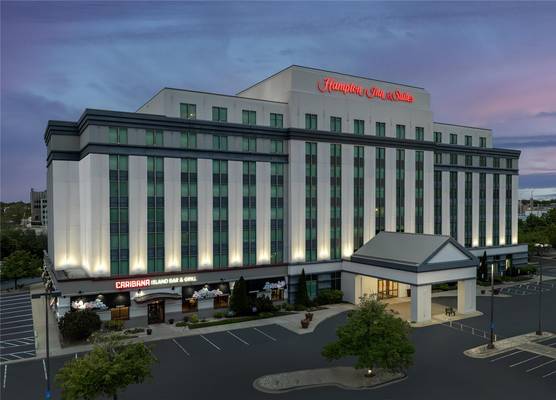 Hampton Inn & Suites Chicago-North Shore/Skokie 1