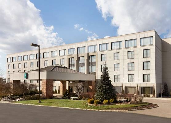 Embassy Suites by Hilton Piscataway Somerset 1