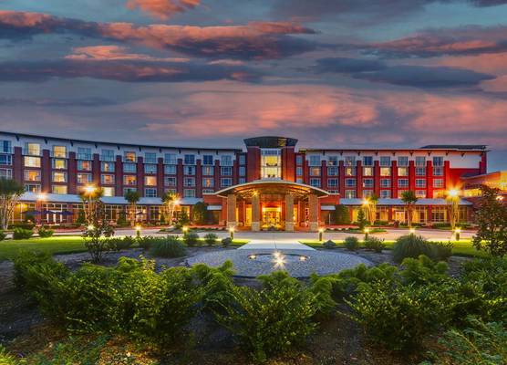The Chattanoogan Hotel, Curio Collection By Hilton 1