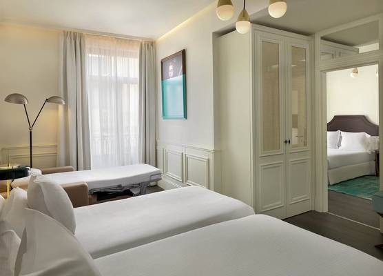 Boutique Hotel H10 Villa de la Reina 1