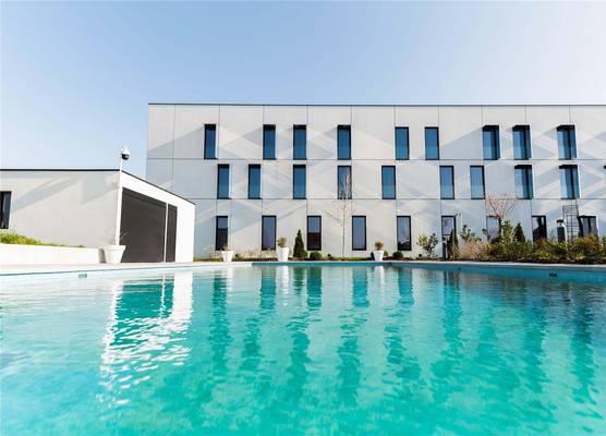 Hotel Dali Val de l'Europe, Tapestry Collection by Hilton 1