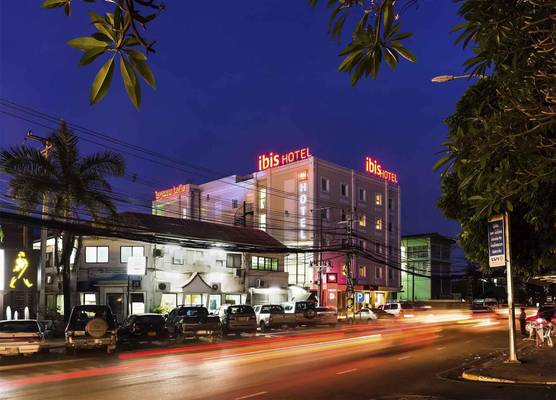 ibis Vientiane Nam Phu 1