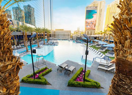 Elara by Hilton Grand Vacations – Center Strip 1