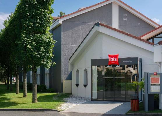 ibis Cergy Pontoise Le Port 1