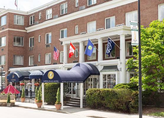 Capitol Plaza Hotel Montpelier Tapestry Collection by Hilton 1
