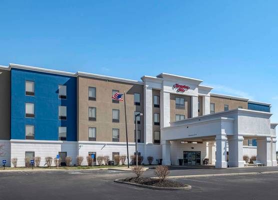 Hampton Inn Greenfield 1