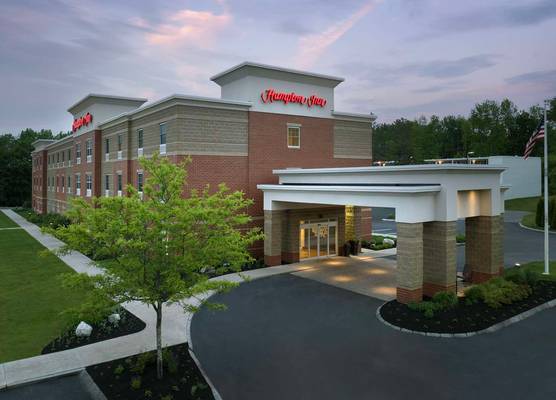 Hampton Inn Augusta 1