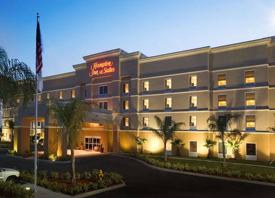 Hampton Inn & Suites Lake Wales 1