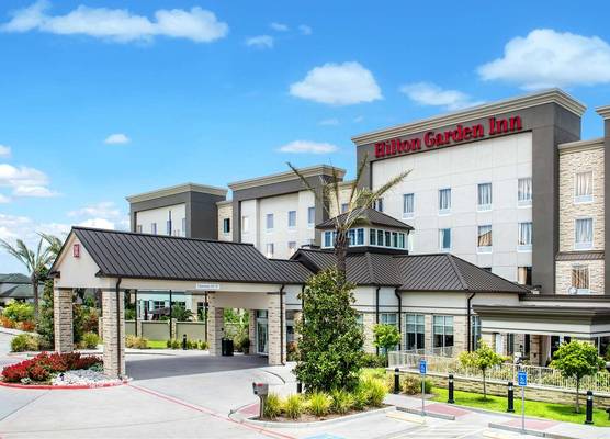 Hilton Garden Inn Victoria 1