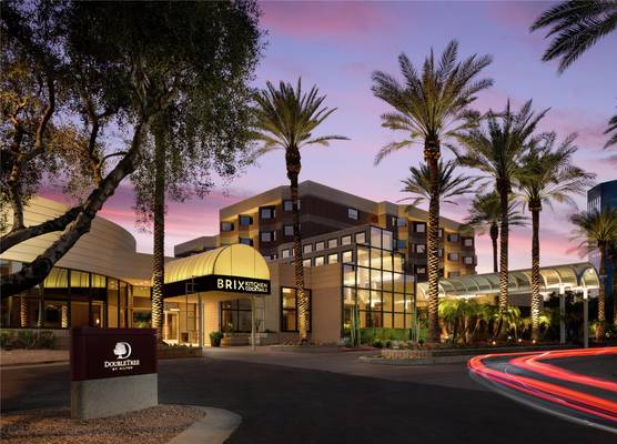 DoubleTree Suites by Hilton Phoenix 1