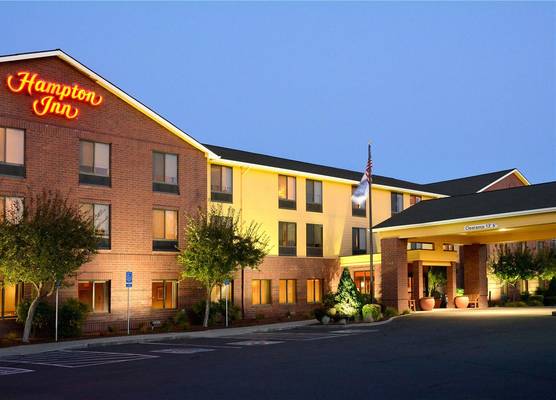Hampton inn Medford 1