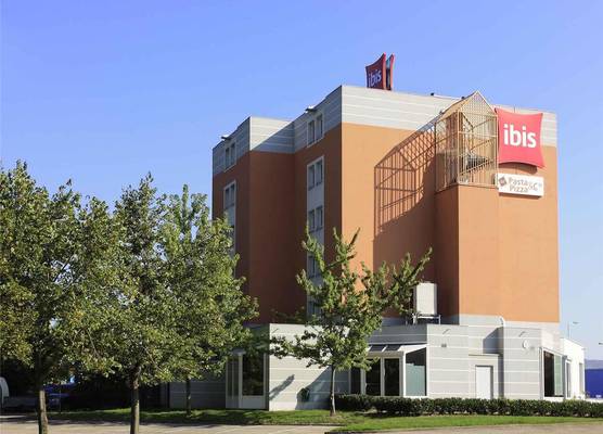 IBIS Lyon Sud Chasse Sur Rhône 1