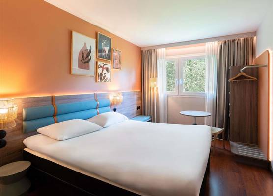 ibis Golfe de Saint-Tropez 1