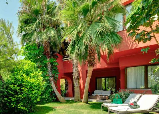 Asia Gardens Hotel & Thai Spa, A Royal Hideaway Hotel 1