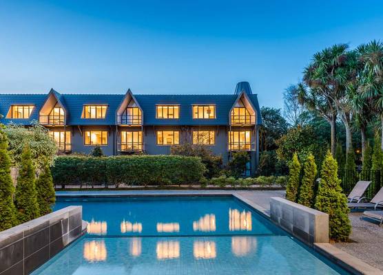 Chateau on the Park - Christchurch, a DoubleTree by Hilton 1