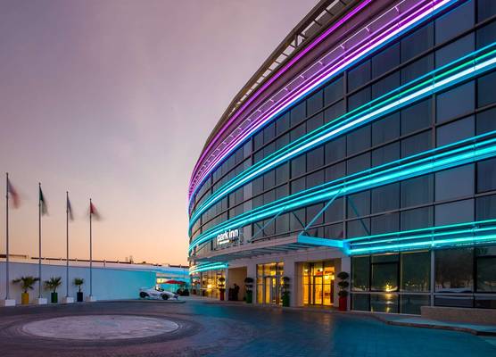Park Inn by Radisson Dubai Motor City 1