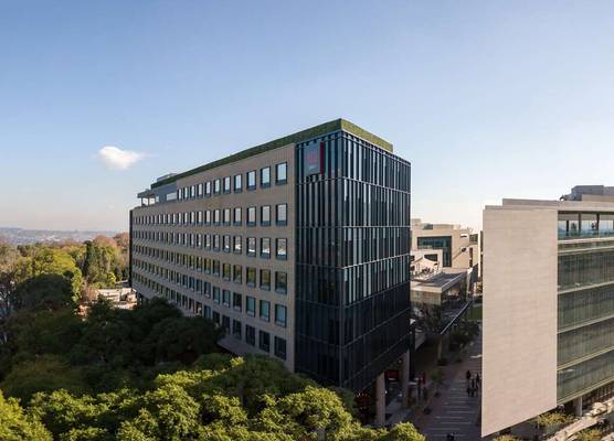 Radisson RED Hotel Johannesburg Rosebank 1