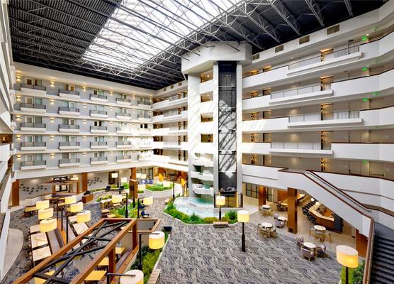 DoubleTree by Hilton Davenport 1