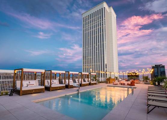 Canopy by Hilton Madrid Castellana 1