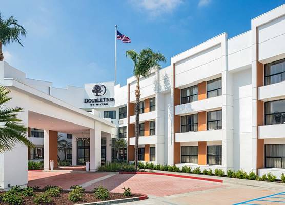 DoubleTree by Hilton Pomona 1