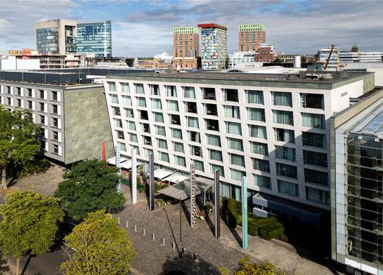 Radisson Blu Media Harbour Hotel, Düsseldorf 1