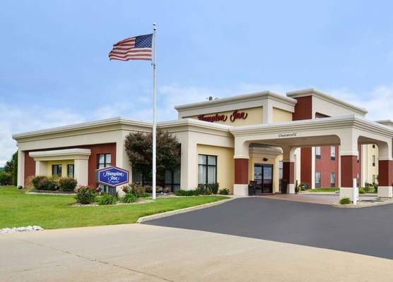 Hampton Inn by Hilton Litchfield 1
