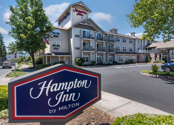 Hampton Inn Ukiah 1