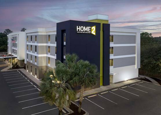Home2 Suites by Hilton Charleston Airport/Convention Center 1