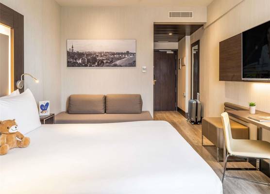 Novotel Madrid Center 1