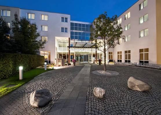 NH Frankfurt Airport West 1