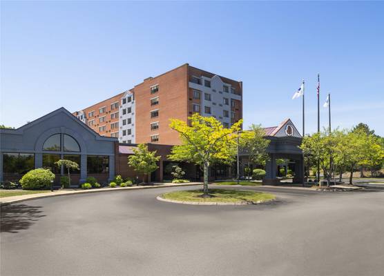 DoubleTree by Hilton Leominster 1