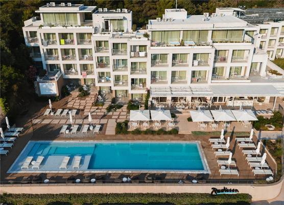 Radisson Resort Plaza Skiathos 1