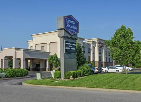 Hampton Inn & Suites Youngstown-Canfield 1