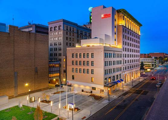 Hilton Garden Inn Flint Downtown 1