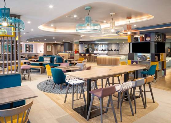 Hampton By Hilton London City 1