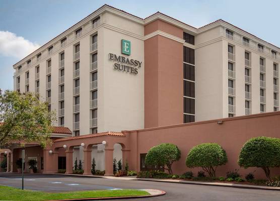 Embassy Suites Baton Rouge 1