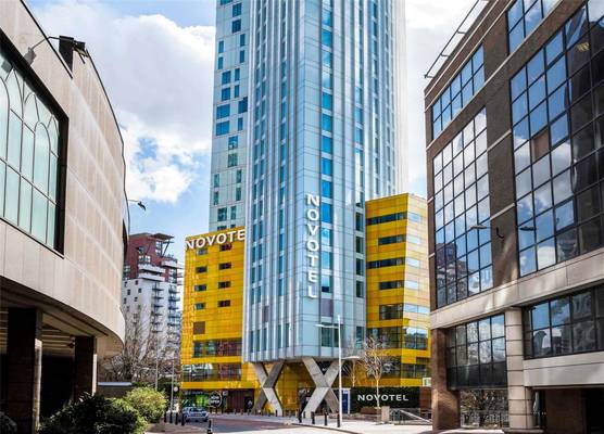 Novotel London Canary Wharf 1