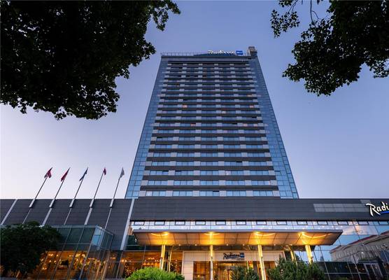 Radisson Blu Latvija Conference & Spa Hotel, Riga 1