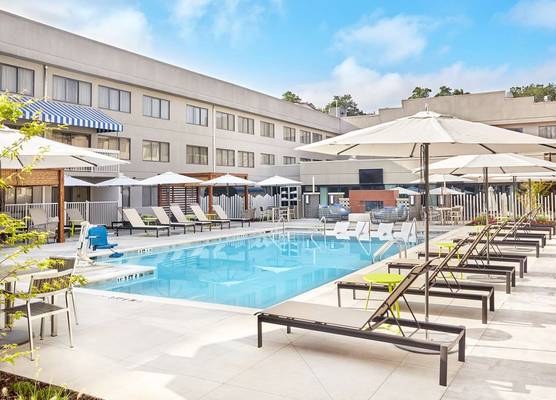 DoubleTree Suites by Hilton Nashville Airport 1