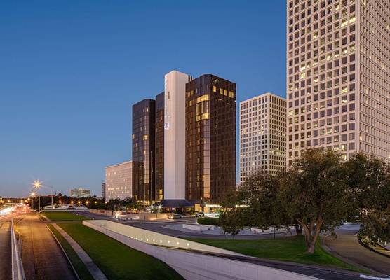 DoubleTree by Hilton Hotel Houston Greenway Plaza 1