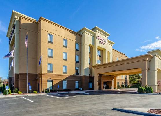 Hampton Inn Galax 1