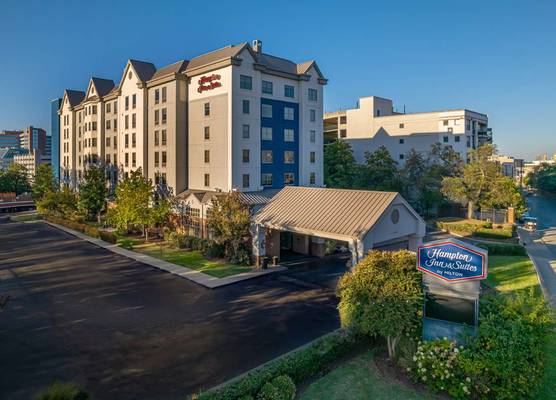 Hampton Inn & Suites Nashville-Vanderbilt-Elliston Place 1