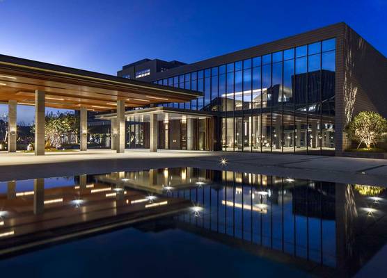 Hilton Ningbo Dongqian Lake 1