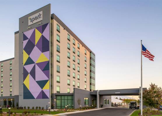 Spark By Hilton Madison Central 1