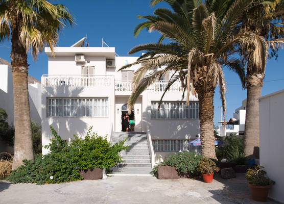 Kamari Blue Boutique Hotel 1