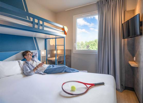 ibis budget Orly Chevilly Tram 7 1